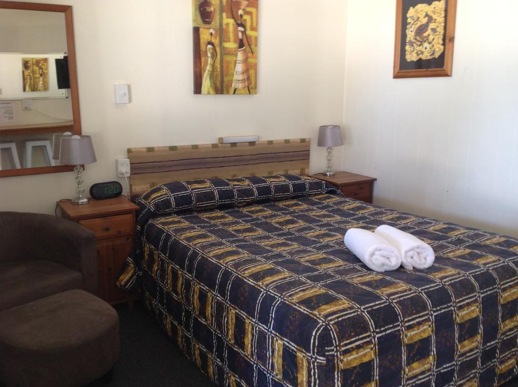 Ayr QLD Accommodation Daintree