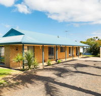 Back Beach Retreat - Accommodation Daintree