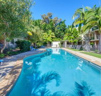 Baden 70 - Rainbow Shores Ground Floor Air Con Overlooking lap pool - Accommodation Daintree