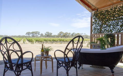 Balgownie Estate Winery Retreat & Restaurant - Accommodation Daintree 1