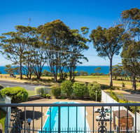 Ballingalla Apartments - By the Golf Course - Accommodation Daintree