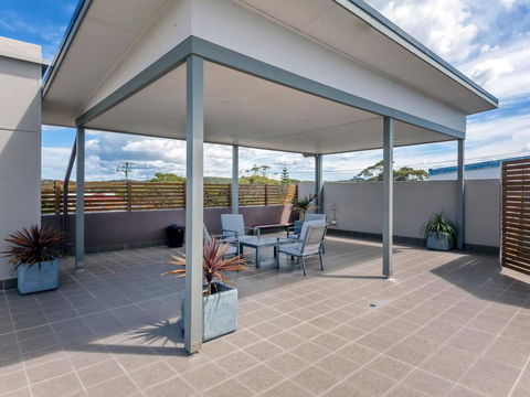 Barefoot Bliss @ Fingal Bay - Accommodation Daintree 3