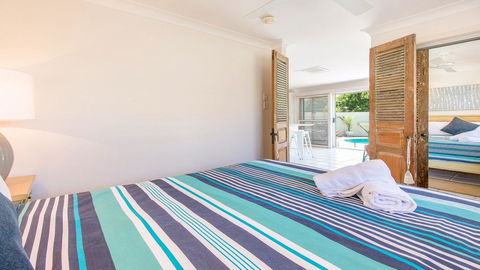 Barefoot In Lennox- WiFi - Foxtel - Pool - Accommodation Daintree 3