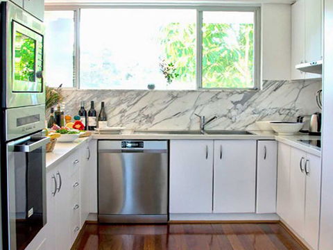 Barefoot' 7/44 Marine Drive - Fabulous Fingal Bay - Accommodation Daintree 3