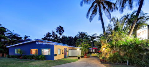 Bargara Gardens Boutique Villas - Accommodation Daintree 2