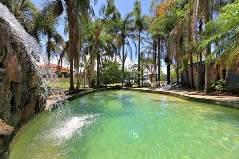 Bargara Gardens Boutique Villas - Accommodation Daintree 1