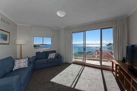 Barrington, 707/35-45 Shoal Bay Road - Accommodation Daintree 2