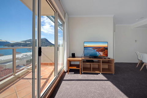 Barrington, 707/35-45 Shoal Bay Road - Accommodation Daintree 3
