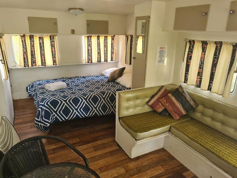 Bateman Bay Holiday Park & Batemans Bay YHA - Accommodation Daintree 0