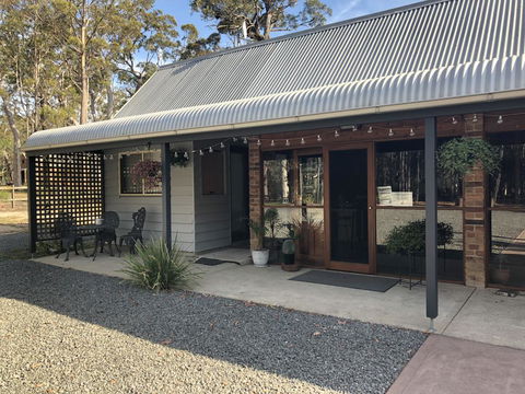 Bay And Bush Cottages Jervis Bay - Accommodation Daintree 1