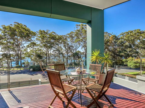 Bay Breeze (By Jervis Bay Rentals) - Accommodation Daintree 0