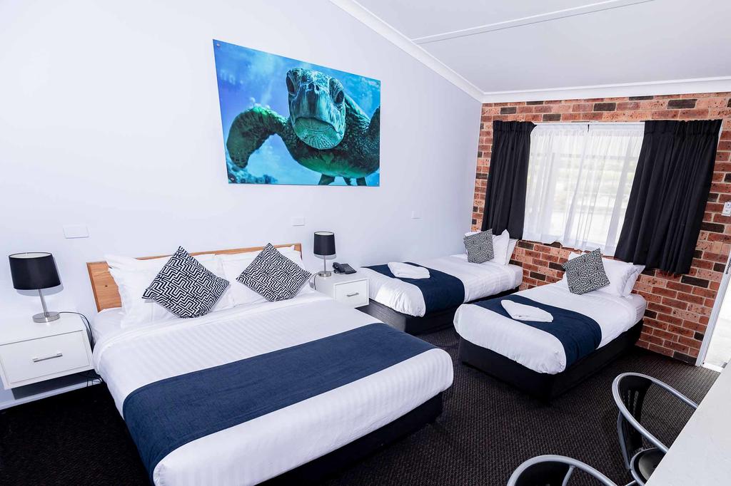 Bonnells Bay NSW Accommodation Daintree