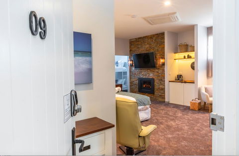 Bay Of Fires Apartments - Accommodation Daintree 0
