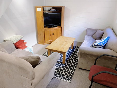 Bayplay Cottage And Portsea Apartments - Accommodation Daintree 2
