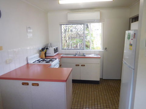 Bayshores Apartment Hervey Bay - Accommodation Daintree 1