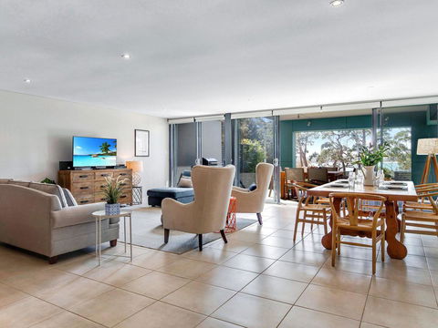 Bayview On Bowen :: Jervis Bay Rentals - Accommodation Daintree 2