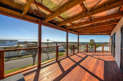 Bayviews - Accommodation Daintree 2