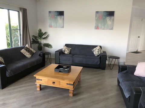 Bayz Maroochy Waters - Accommodation Daintree 2