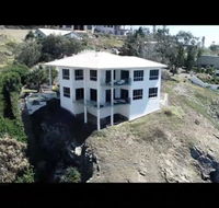 Beach Front Pandanus Cove - Accommodation Daintree