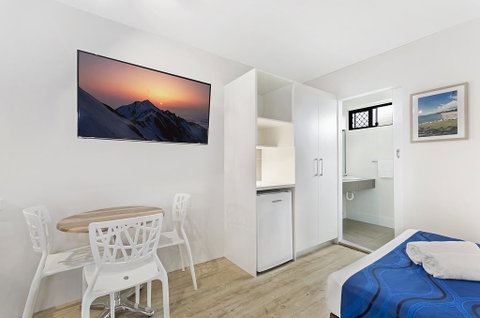 Beach House Motel - Accommodation Daintree 3