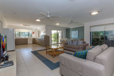 Beach House, Pacific Road, 1/20 - Accommodation Daintree 2