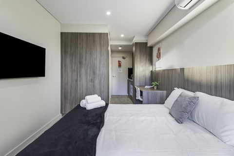 BEACH LOCATION STUDIO // CLOVELLY 2 - Accommodation Daintree 2