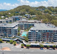 Beach Side Ocean Burleigh Heads 3 bedroom Family Accomodation - Accommodation Daintree