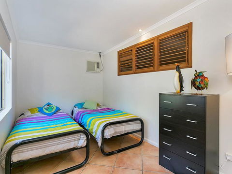 Beachcomber Trinity Beach - Accommodation Daintree 1