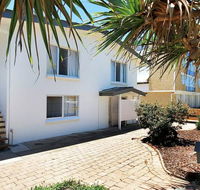 Beachcomber Unit 4- Beachside Unit - - Accommodation Daintree
