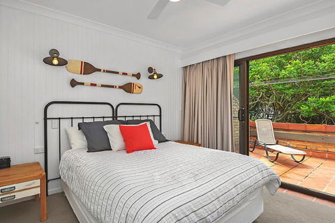 Beachfront 7 Penthouse - Sawtell, NSW - Accommodation Daintree 2