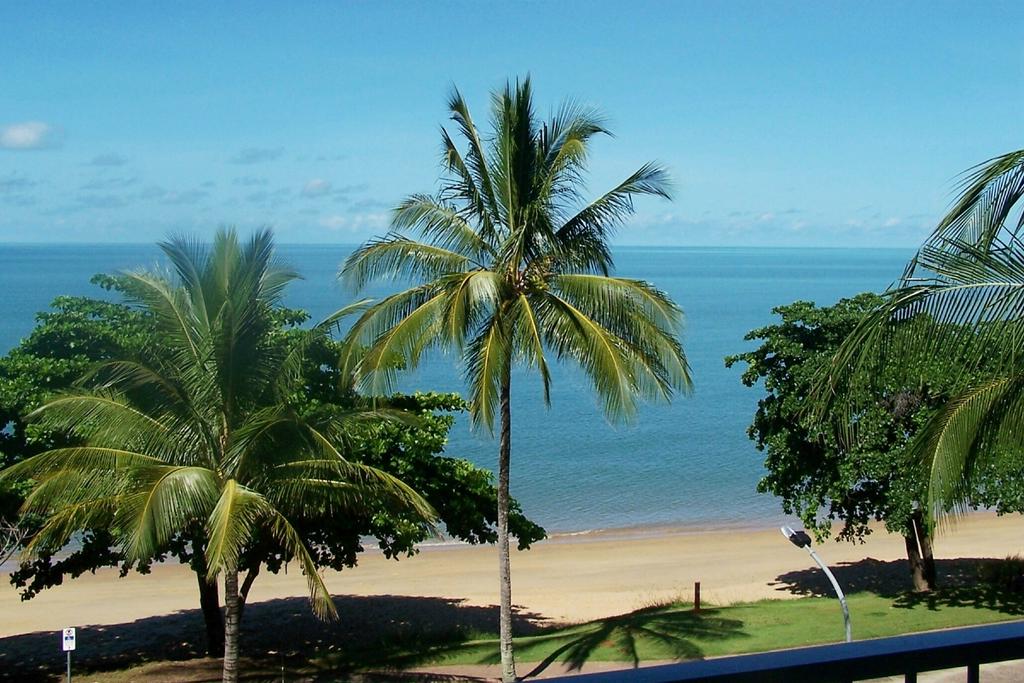 Cairns Northern Beaches QLD Accommodation Daintree