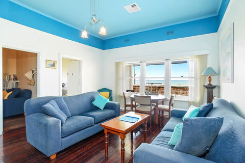 Beachfront Buena Vista - PetFriendly - Accommodation Daintree 2