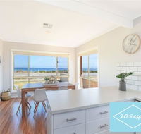 Beachfront Living - Accommodation Daintree