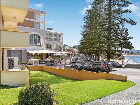 Beachfront Terrigal - 4/24 Terrigal Espl - Accommodation Daintree 0
