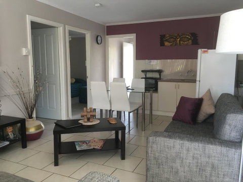 Beachlander Holiday Apartments - Accommodation Daintree 3
