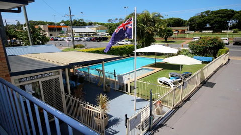 Beachlander Holiday Apartments - Accommodation Daintree 1