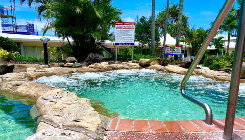 Resort Queen Studio At Alex Beach Resort - Accommodation Daintree 1