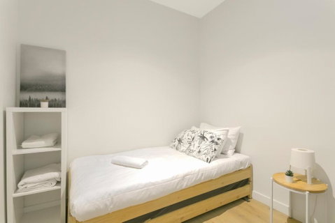 REST COLLECTION One Bedroom Apartment With Study - Accommodation Daintree 3