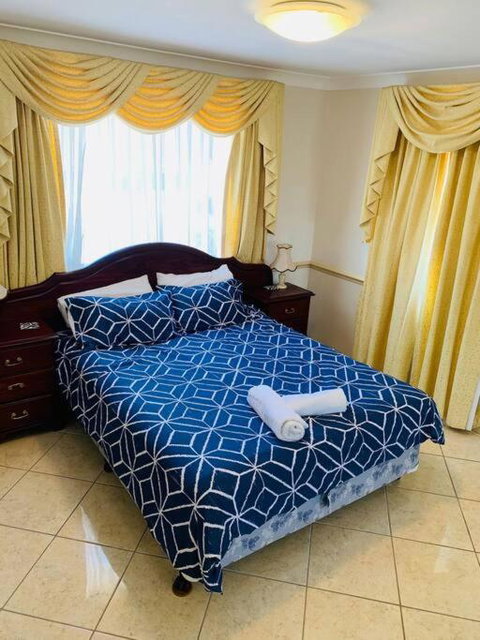 Redcliffe Villa - Accommodation Daintree 1