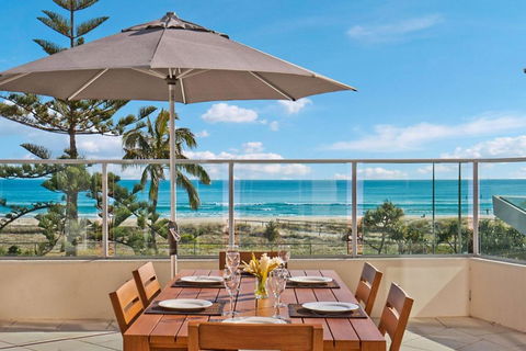 Reflections 202 - Accommodation Daintree 1