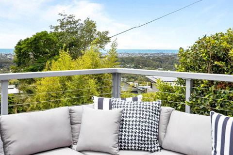 Relax In Buderim - Water Views - Accommodation Daintree 0