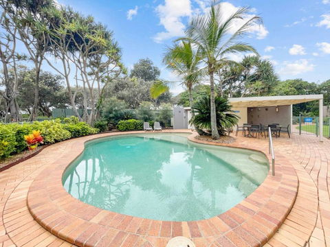 Relaxing Ocean View Apartment In Buddina - Accommodation Daintree 3