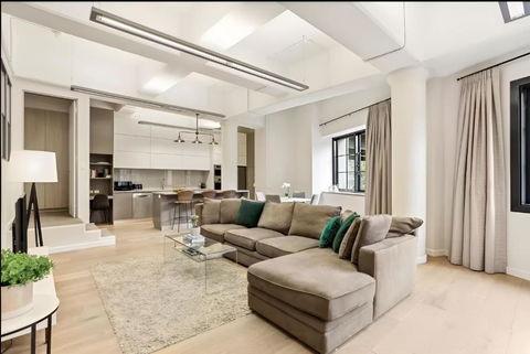 Renovated Warehouse Conversion In Heart Of Sydney - Accommodation Daintree 0