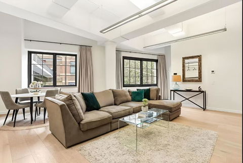 Renovated Warehouse Conversion In Heart Of Sydney - Accommodation Daintree 2