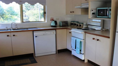 Rest At The Nest On Booner - Accommodation Daintree 3