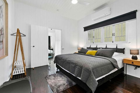 Retro On Walker - Accommodation Daintree 0