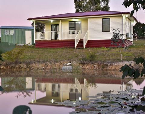 RIVER DOWNS COTTAGE - Accommodation Daintree 3