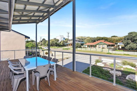 Riversea Goolwa Beach House - Accommodation Daintree 0
