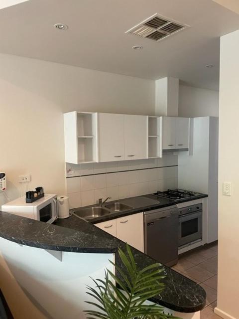 RNR Sturt Holiday Home - Accommodation Daintree 2