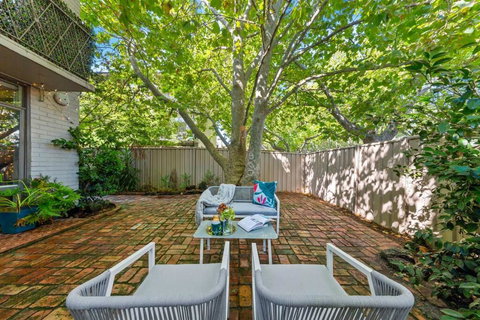 Romantic Retreat With Garden - Accommodation Daintree 1